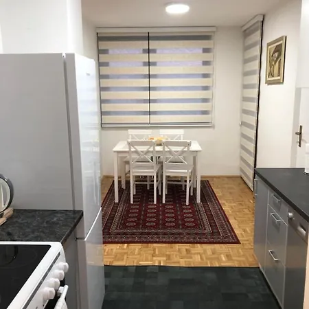 Appartamento Near The Airport *